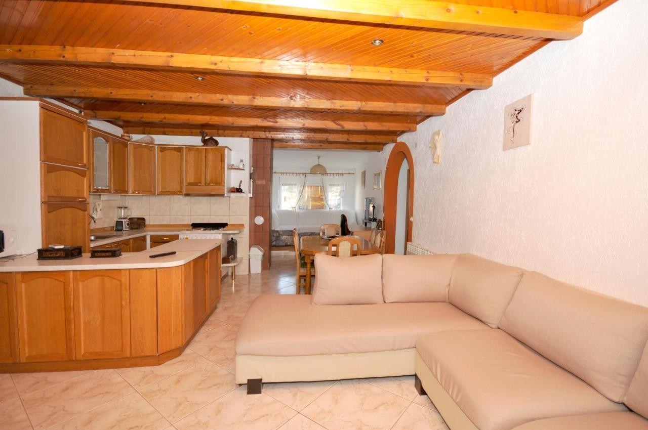 Apartman Elena Trogir Ngoại thất bức ảnh
